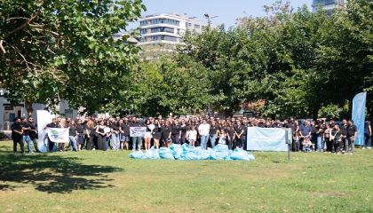 Waternet, Caddebostan'da 44 kg atık ve 4.450 sigara izmariti topladı