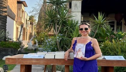 Yazar Seda Diker'in Yeni Romanı "Aşk Kütüphanesi" Bodrum'da Özel Lansmanla Tanıtıldı