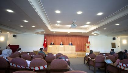 Hacettepe Üniversitesinden Türkiye'deki ilk Kovid-19 aşı denemelerine ilişkin açıklama