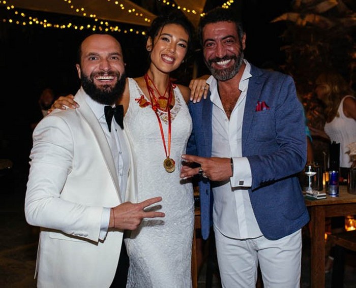 Ünlü şarkıcı Berkay dünya evine girdi A24