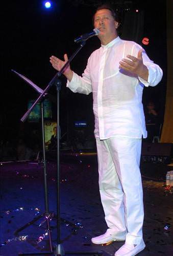 Ünlülerin gerçek isimleri A24