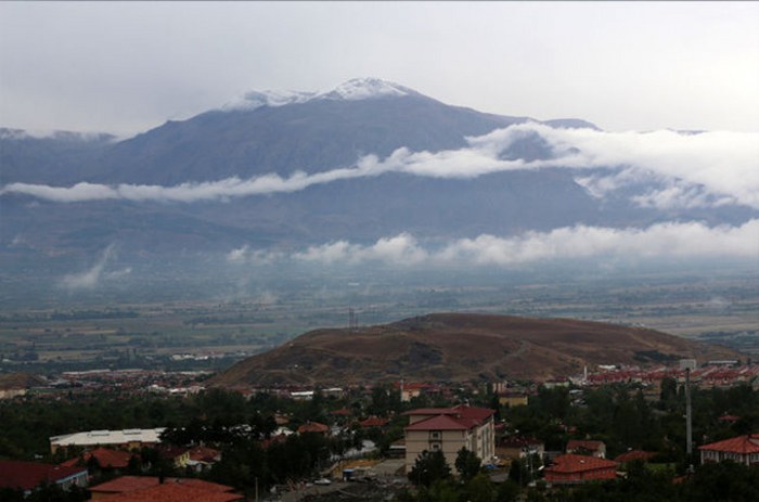 Yaz bitti, kar geldi... Yılın ilk karı yağdı A24