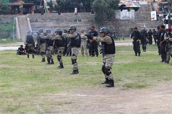 Ömer Halisdemir'in tatbikat fotoğrafları ortaya çıktı A24