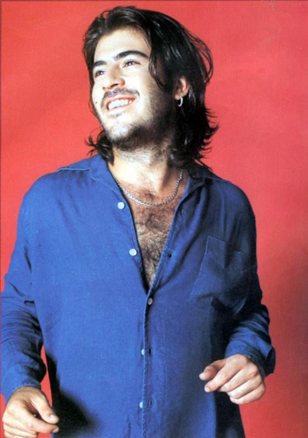 Trafik kazasında hayatını kaybeden ünlüler A24