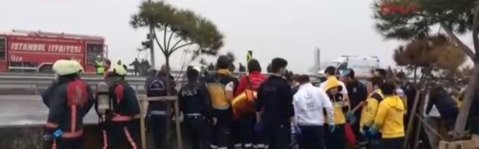 İstanbul Büyükçekmece'de helikopter düştü A24