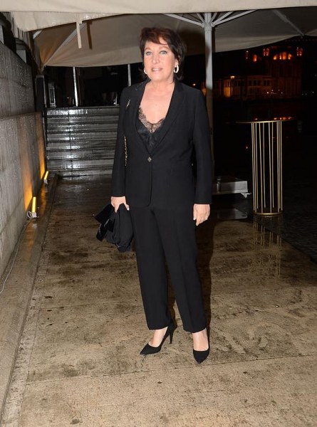 Cem Özer neden evlendiğini buz gibi espriyle açıkladı A24