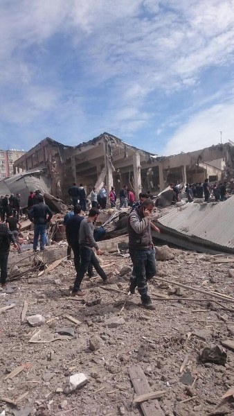 Diyarbakır'daki patlamadan ilk görüntüler A24