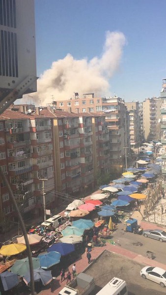 Diyarbakır'daki patlamadan ilk görüntüler A24