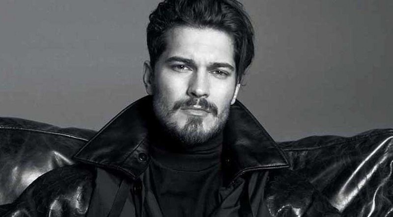 Netflix'in ilk Türk dizisinde başrol Çağatay Ulusoy'un oldu... A24