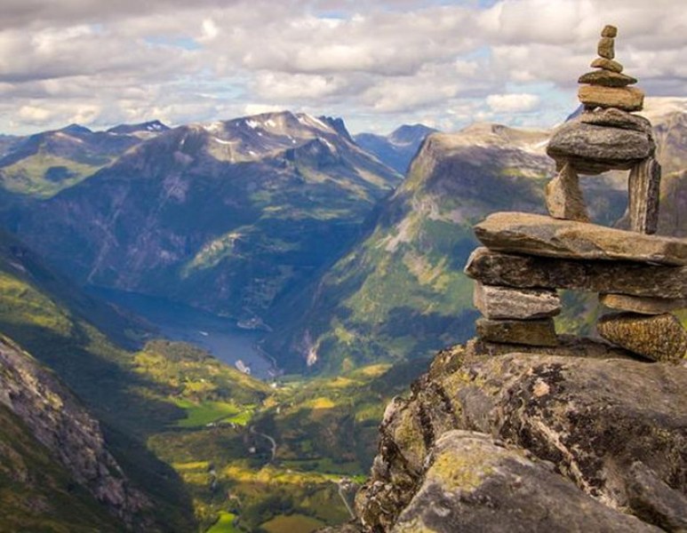Dünyada emekçiler bakın ülkelerinde yılda kaç saat çalışıyor? A24