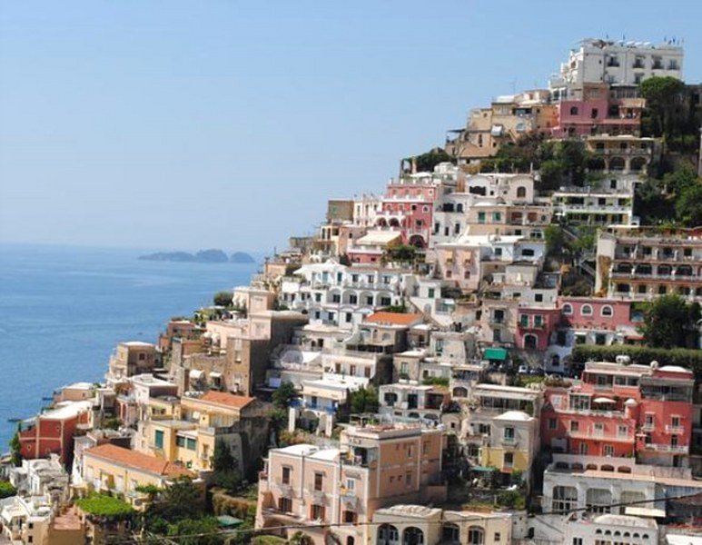 Dünyada emekçiler bakın ülkelerinde yılda kaç saat çalışıyor? A24