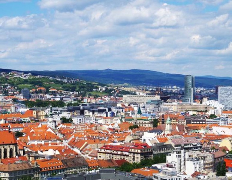 Dünyada emekçiler bakın ülkelerinde yılda kaç saat çalışıyor? A24