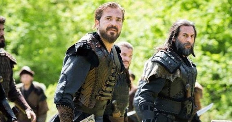 Diriliş Ertuğrul'dan ayrılan önemli isim yeni dizi ile anlaştı! A24