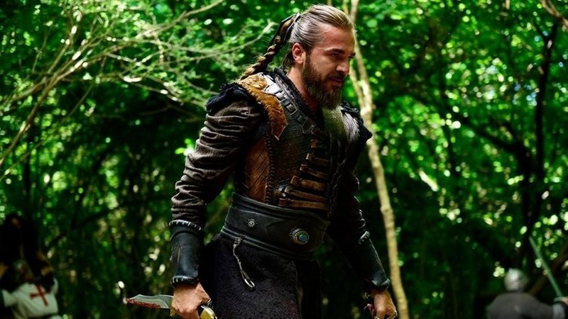 Diriliş Ertuğrul'dan ayrılan önemli isim yeni dizi ile anlaştı! A24