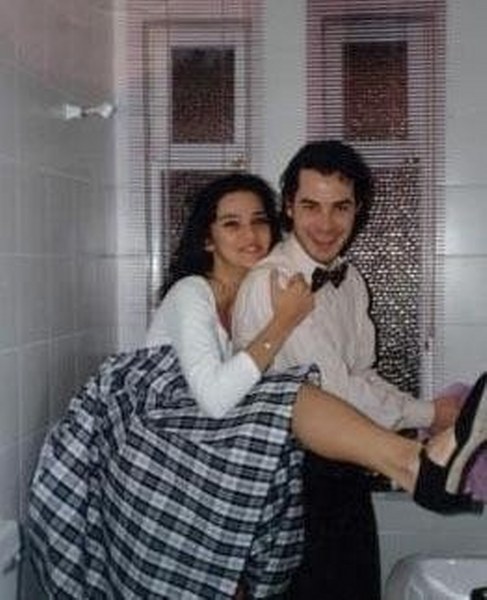 Ünlü isimlerin şaşırtan aşkları! A24