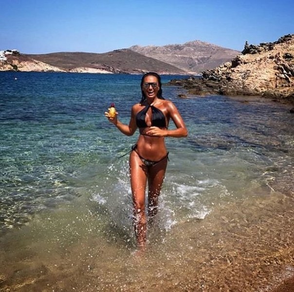 Eda Taşpınar'dan olay paylaşım... Bikini altı olmadan yapılan paylaşım! A24