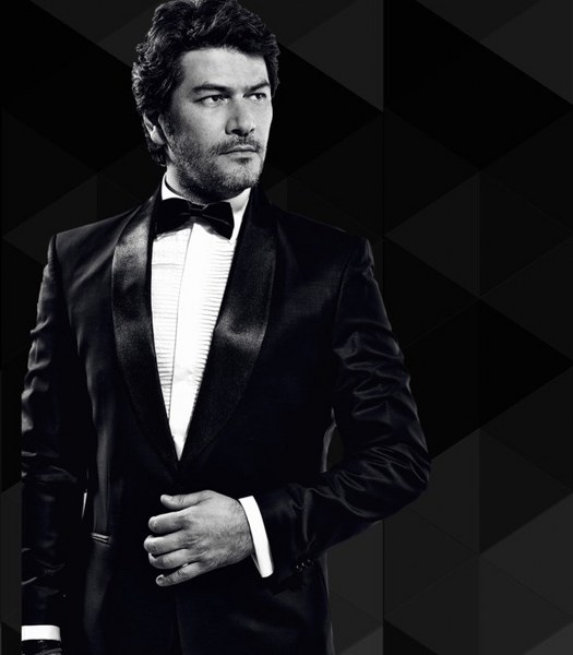 Vatan Şaşmaz'ın geleceği görmek için dondurulma arzusu.... A24