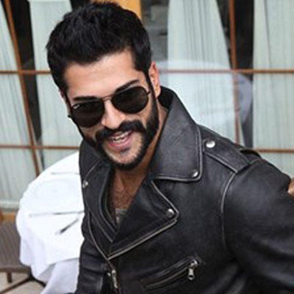 David Becham ve Burak Özçivit bir reklam filminde beraber mi oynayacak? A24