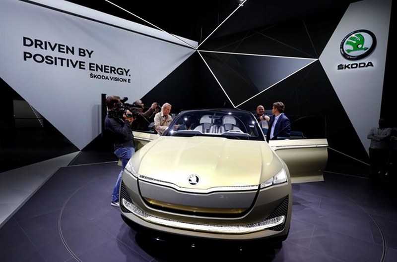 67. Uluslararası Frankfurt Otomobil Fuarı kapılarını açtı... A24