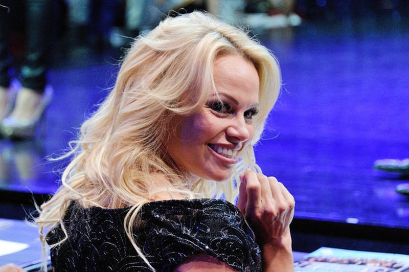 Hiç bir zaman yaşlanmayan 40 yaşını geçen ünlüler... A24