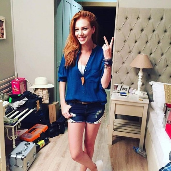 Ünlü isimlerin vücutlarına yaptırdığı en özel dövmeler ve anlamları... A24