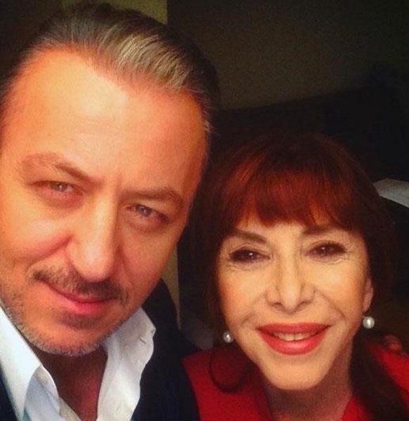 Dizi oyuncularının set paylaşımları... A24