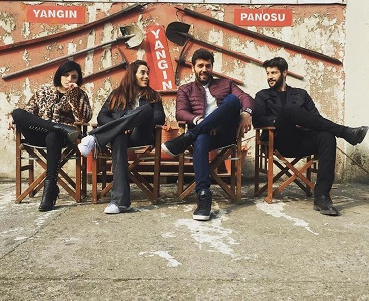 Dizi oyuncularının set paylaşımları... A24