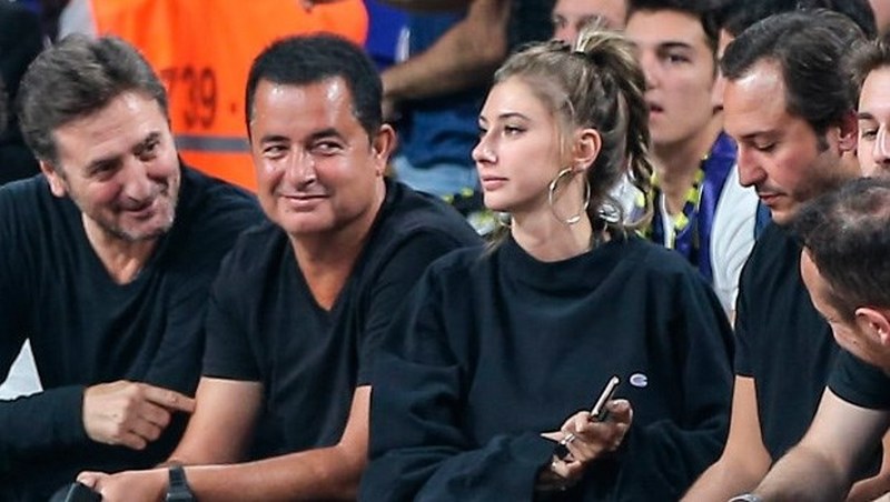 Yılın düğününde detaylar ortaya çıkıyor... Acun Ilıcalı ile Şeyma Subaşı'nın nikah şahitleri ve davetiyeleri ortaya çıktı. A24