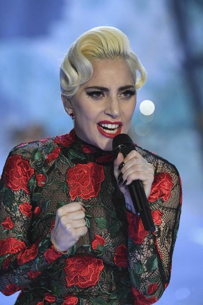 Ünlü isimlerin yanlarında çalışanlar ile yaşadığı polemikler A24