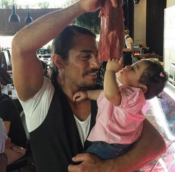 Nusret'in Sosyal medyada tıklanma rekoru kıran paylaşımları... A24