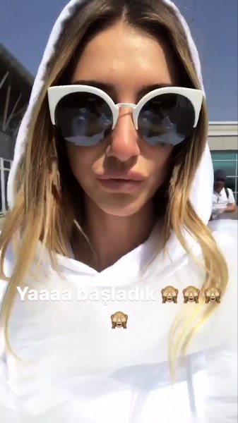 Acun ile evlenecek olan Şeyma Subaşı sonunda gelinliği giydi... Yılın düğününden detaylar... A24