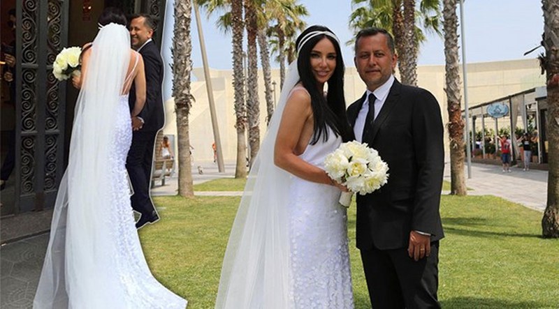 Evlilikleri ile zamanında gündeme oturan ünlü isimlerin seçtiği gelinlikler... A24