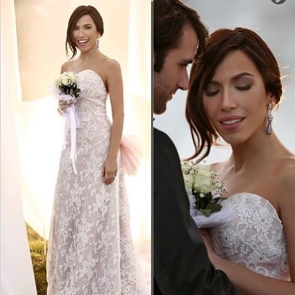 Evlilikleri ile zamanında gündeme oturan ünlü isimlerin seçtiği gelinlikler... A24