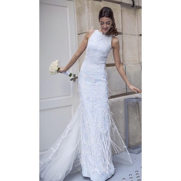 Evlilikleri ile zamanında gündeme oturan ünlü isimlerin seçtiği gelinlikler... A24