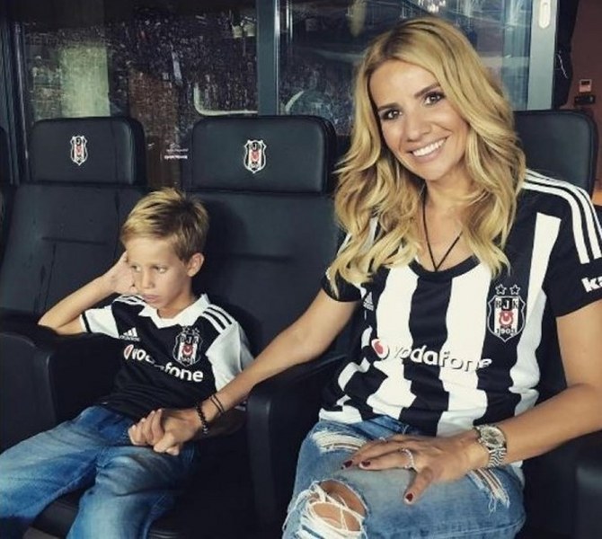 Hangi ünlü hangi takıma gönül vermiş? A24