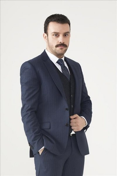 İstanbullu Gelin dizisi oyuncuları ve rolleri... A24