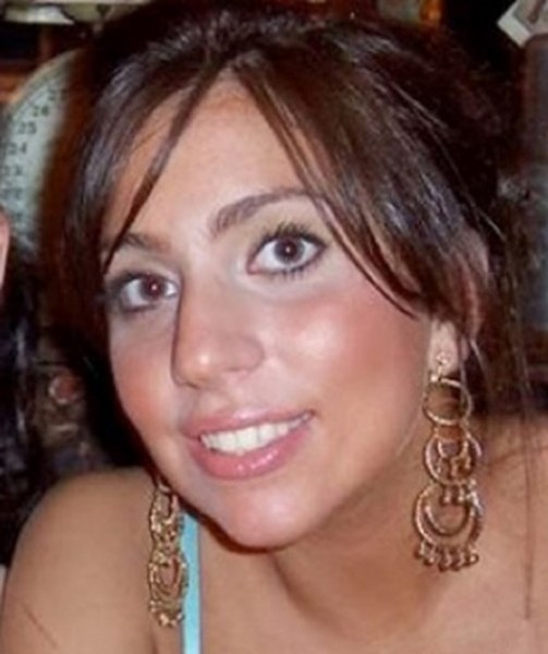 Ünlü isimlerin çocukken çektirdiği resimler ve bugünkü halleri A24