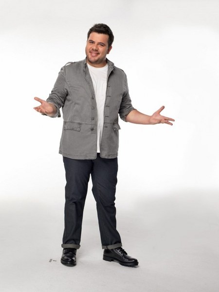 Ünlü isimlerin çocukken çektirdiği resimler ve bugünkü halleri A24