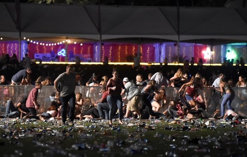 20 Kişinin öldüğü Las Vegas saldırısından en çarpıcı görüntüler! A24