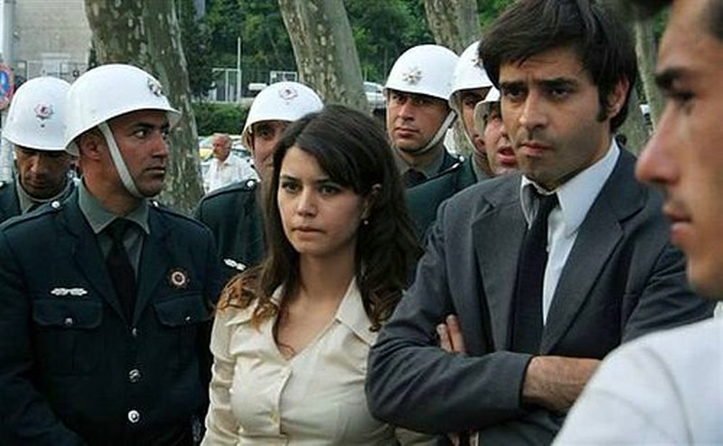 Türk televizyon tarihine damga vuran 29 önemli dizi.... A24