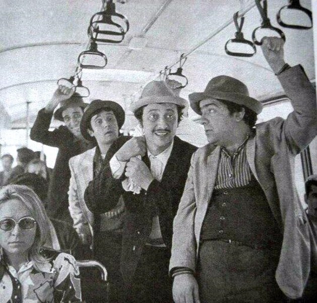 Yeşilçam klasikleri ve dizi setlerinden hiç görmediğimiz kareler... A24