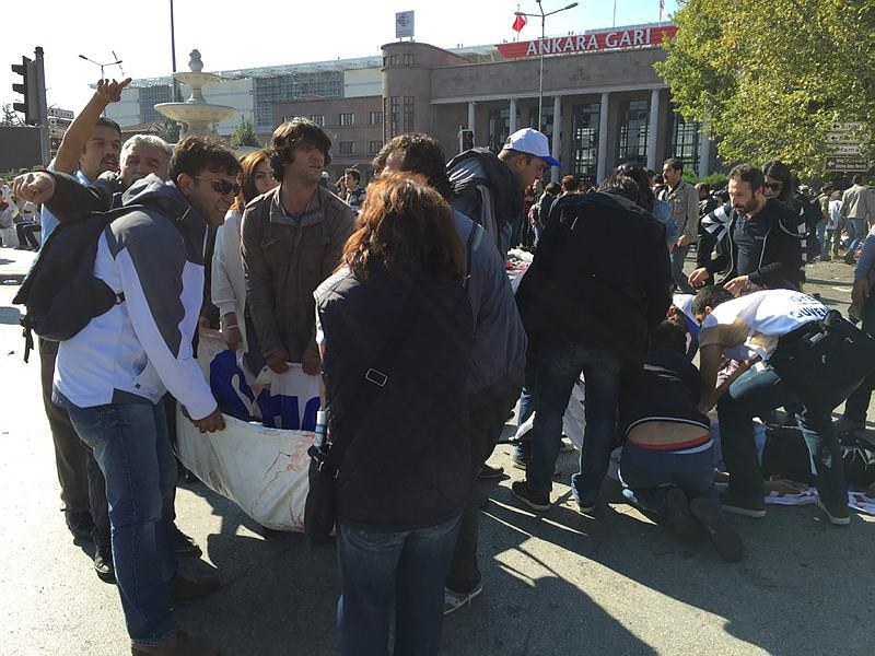 2.yılında 10 Ekim Ankara gar patlamasının kurbanları anıldı... A24