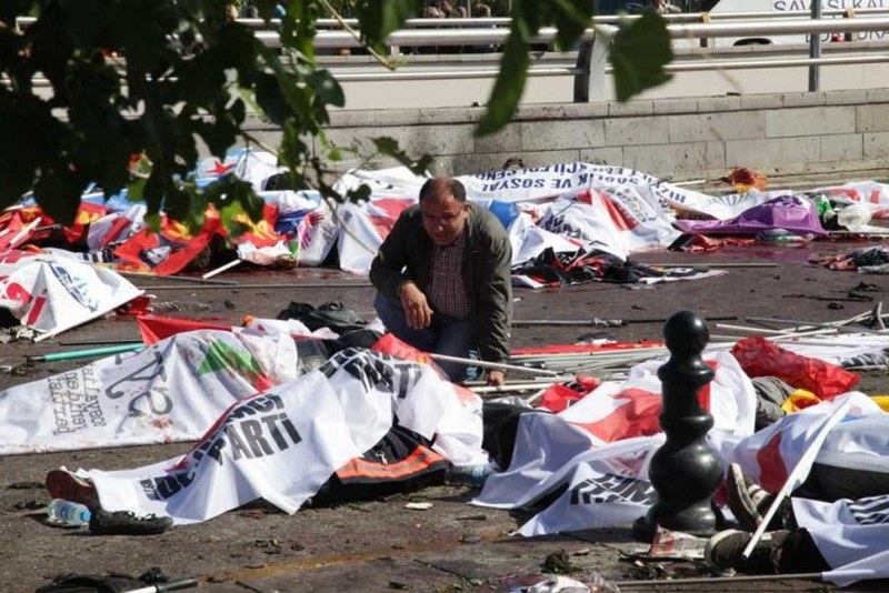 2.yılında 10 Ekim Ankara gar patlamasının kurbanları anıldı... A24