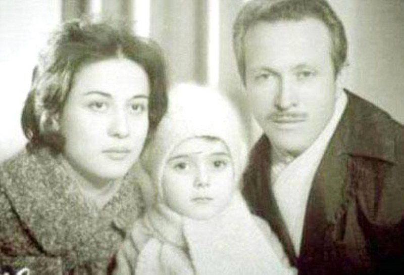 Ünlü isimlerin hiçbir yerde görmediğiniz aile albümleri... A24