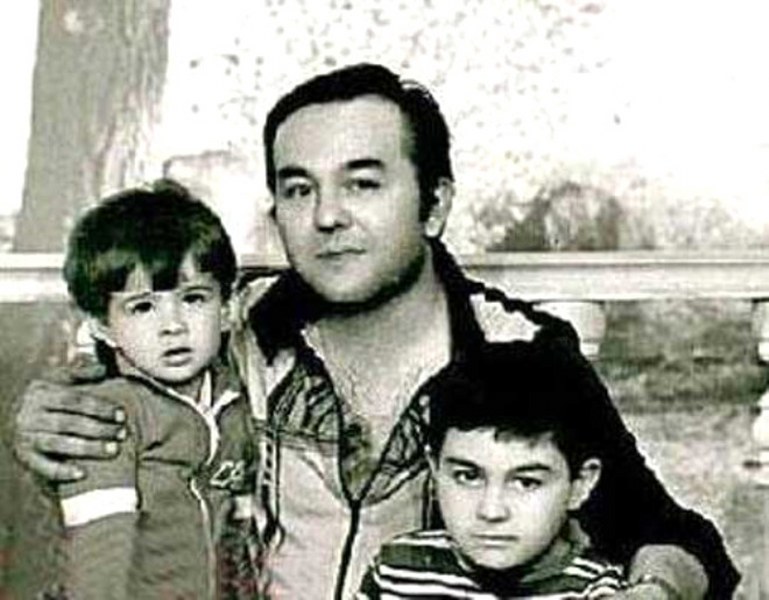 Ünlü isimlerin hiçbir yerde görmediğiniz aile albümleri... A24