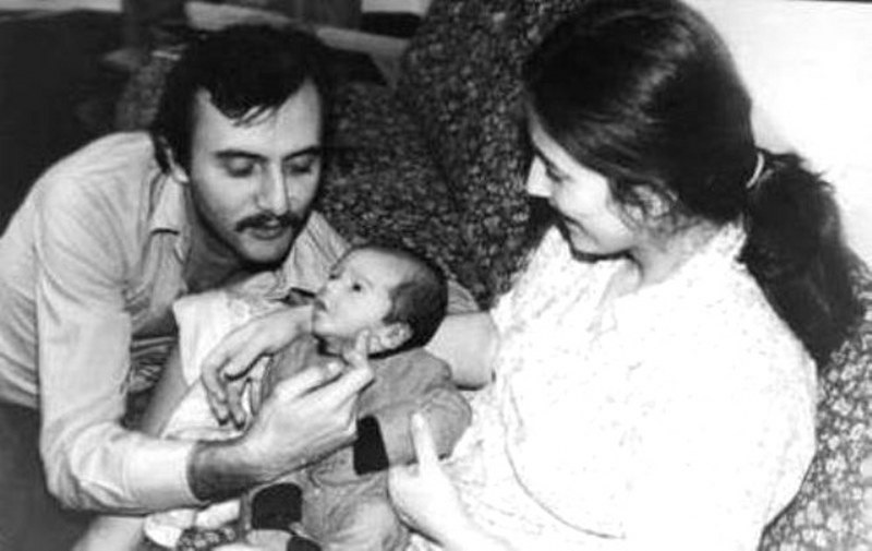 Ünlü isimlerin hiçbir yerde görmediğiniz aile albümleri... A24