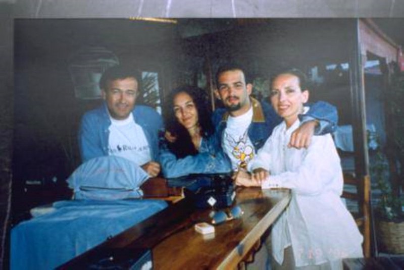 Ünlü isimlerin hiçbir yerde görmediğiniz aile albümleri... A24