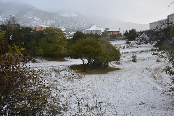 Kar çilesi başladı! 20 cm oldu A24