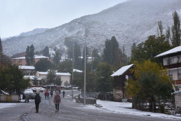 Kar çilesi başladı! 20 cm oldu A24
