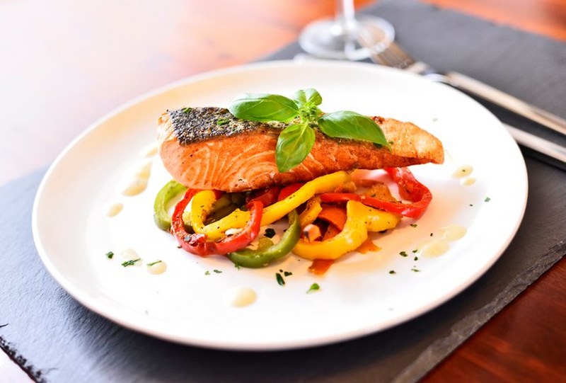 Ucuzlaması ile sofralarımızda bol bol yer alan balığın faydasını artırmanın 6 püf noktası A24